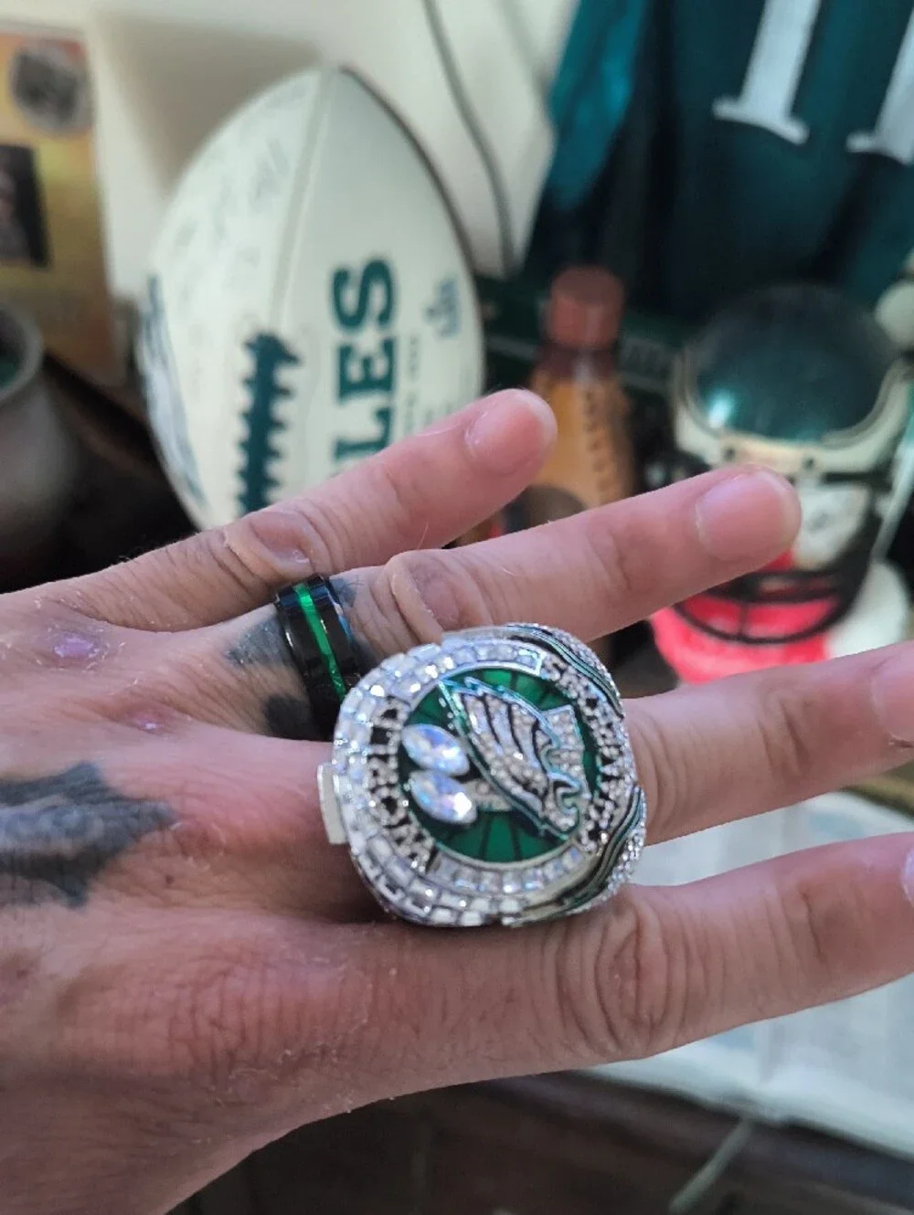 Philadelphia Eagles Green Championship Ring - Men's Accessory Size 9
